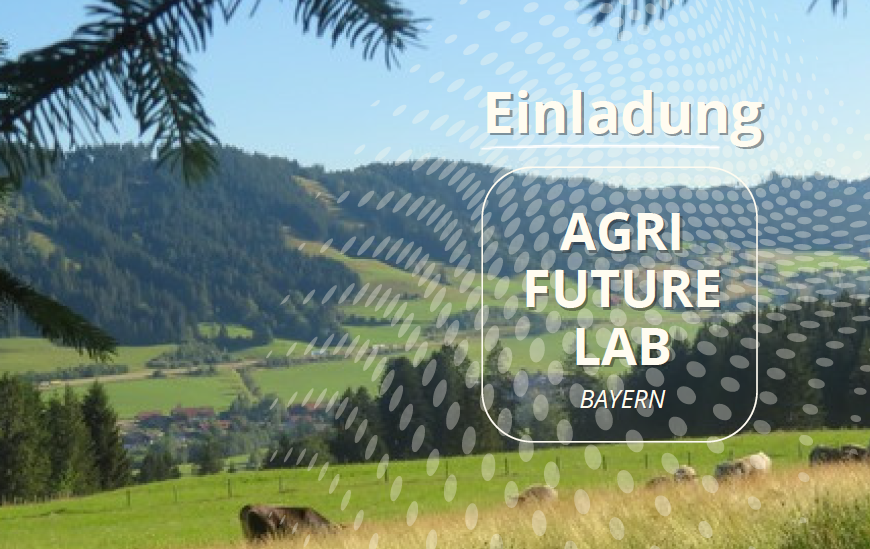 Hügellandschaft mit Schriftzug "Einladung Agri Future Lab"